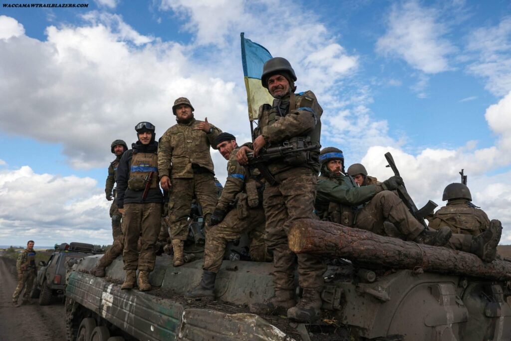 ยูเครนกดดันให้ชายวัยทหารกลับบ้าน รัฐมนตรีต่างประเทศของยูเครน เพิ่มเป็นสองเท่าเมื่อวันศุกร์ ในความเคลื่อนไหวของรัฐบาลเพื่อสนับสนุนกองกำลัง
